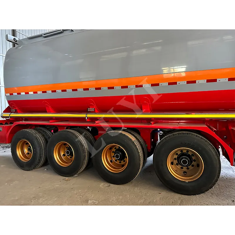 4-axle oil tank semi-trailer