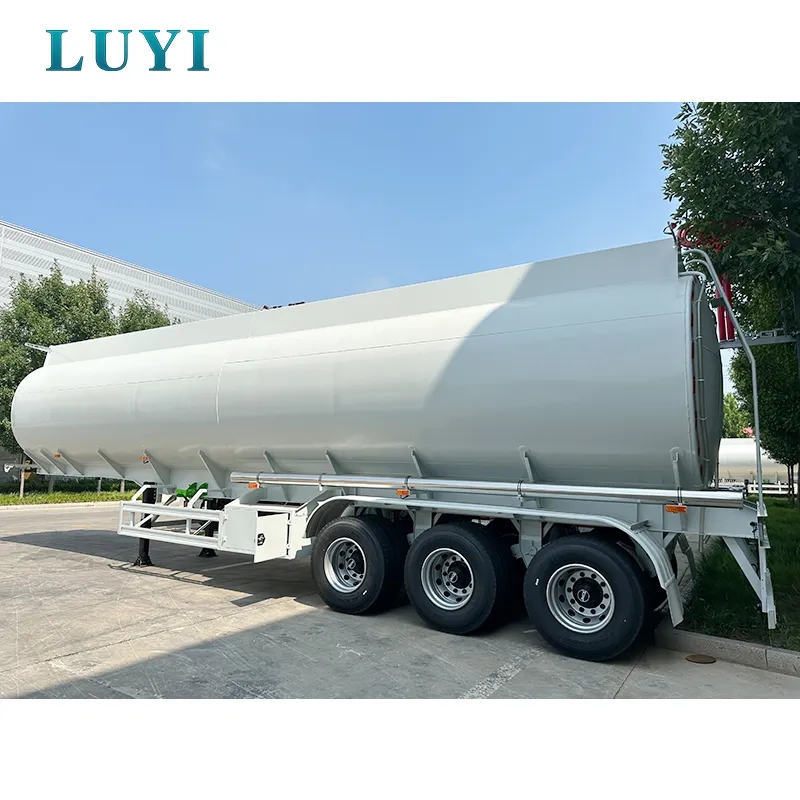 3-compartment 3-axle 40000 L Carbon Steel Tanker