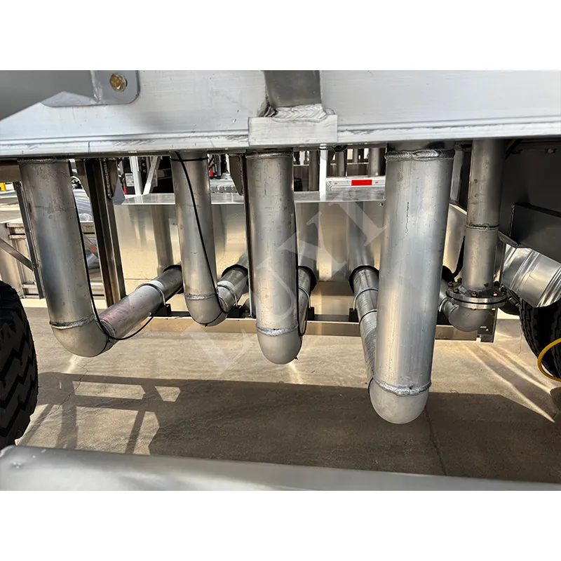 3 Axle Aluminum Alloy Fuel Tank Semi Trailer