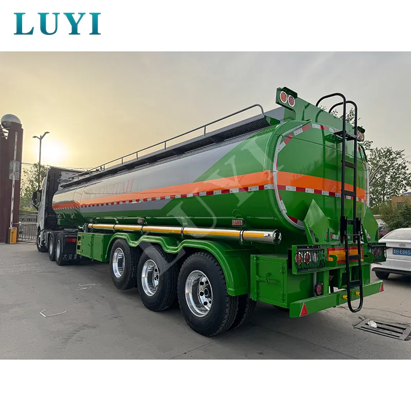 3-axle fuel tanker semi-trailer