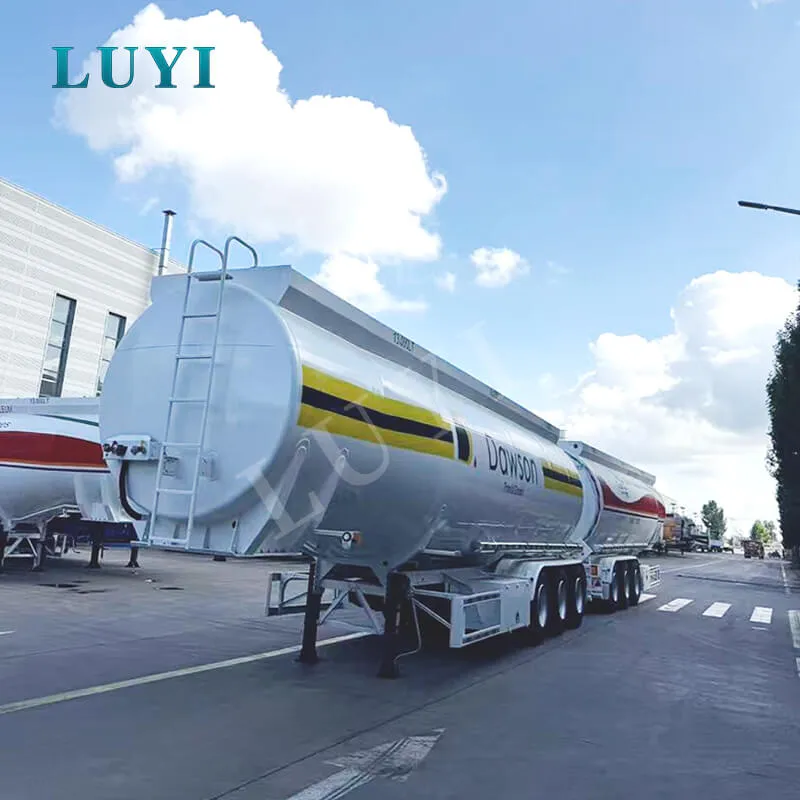 43,000-litre three-compartment European fuel tanker semi-trailer
