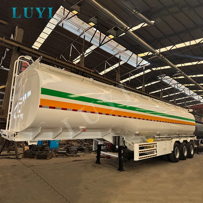 3-axle fuel tank semi-trailer