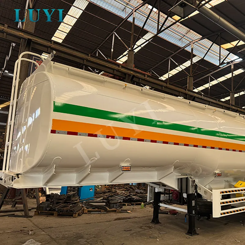 3-axle fuel tank semi-trailer