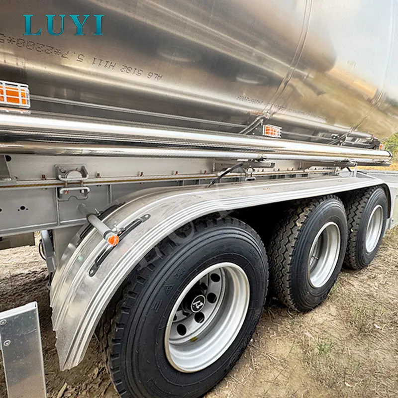 48,000-liter tri-axle all-aluminum fuel tank semi-trailer