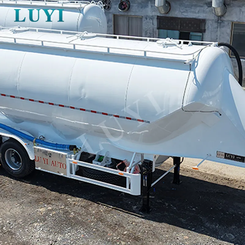 3-Axle 38 Cbm European-Style Cement Tanker with 3 Discharge Hoppers